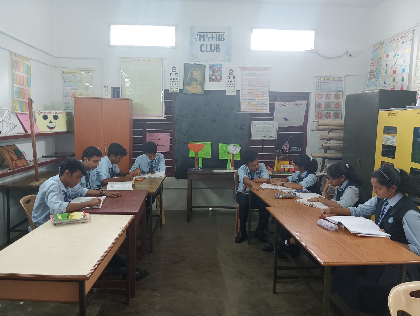 Maths-lab-2.jpg